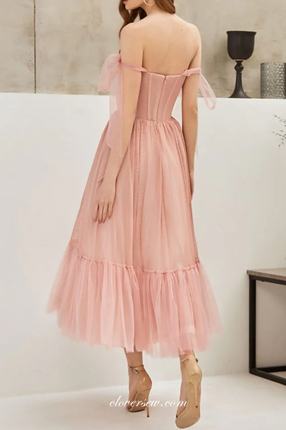 Soft Pink Tulle Sweetheart Convertible Strap Knee Length Homecoming Dresses, CH0035